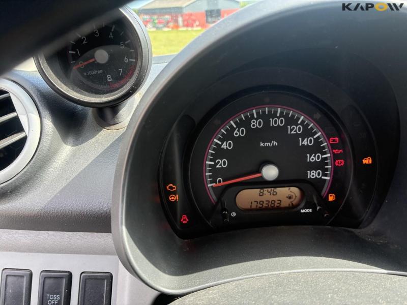Suzuki Alto 1.0 m/t passenger car 19