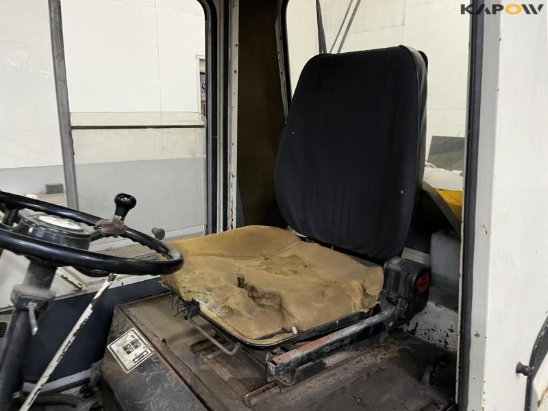 TCM FG20 gas forklift 9