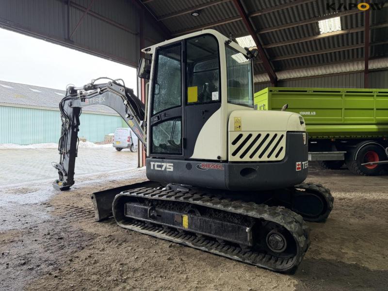 Terex TC75 excavator 7