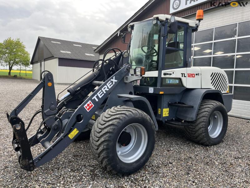 Terex TL120 wheel loader 1