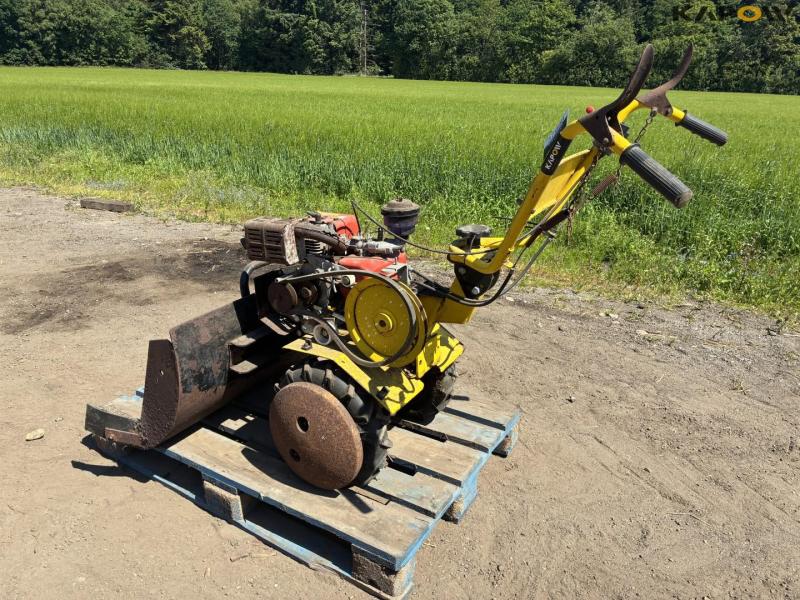 Texas 5001 implement carrier with dozer blade 1