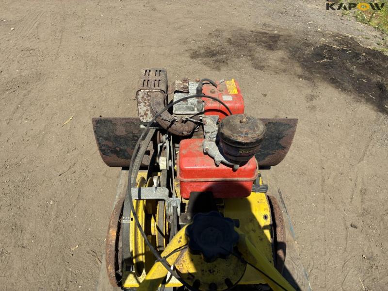 Texas 5001 implement carrier with dozer blade 21
