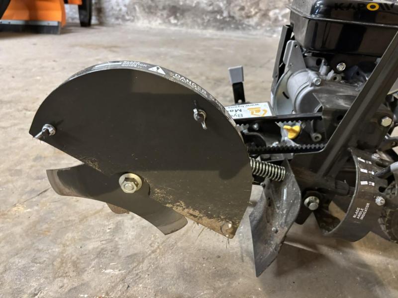 Texas EC7900 edger 24