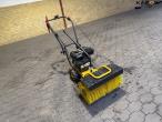 Texas HS600Tg broom 3