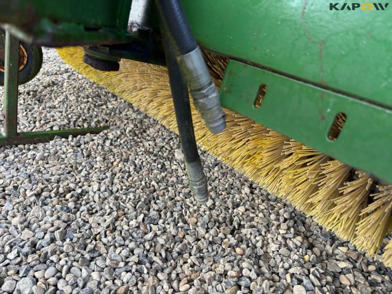 Thyregod sweeper with 3-point hitch 12