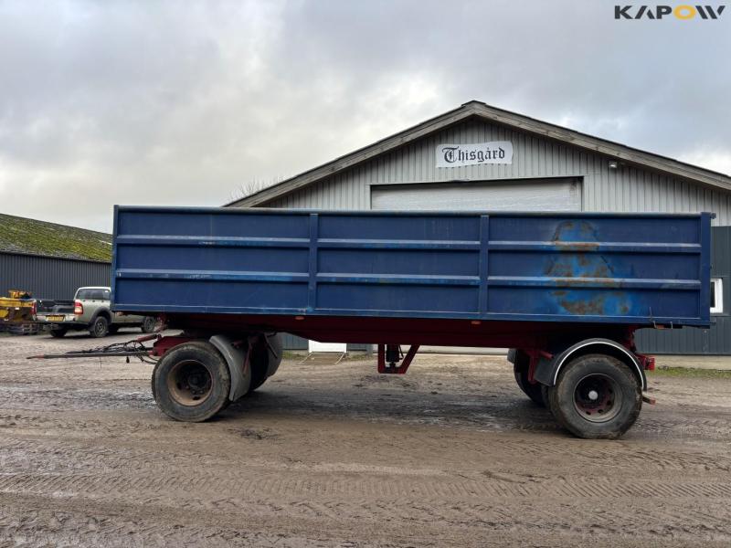 Tipper with drying channel 7