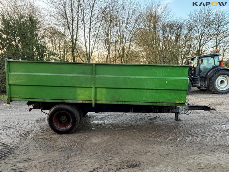 Tipper truck with drying channels 4