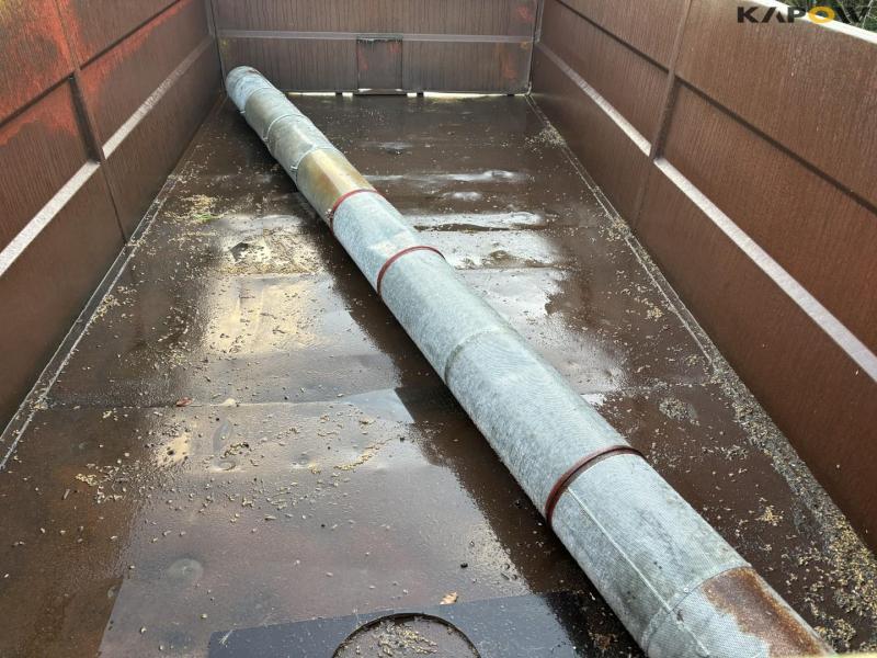 Tipper truck with drying channels 14