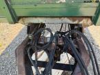 Tipper with trailer hitch 14