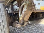 Tipper with trailer hitch 19