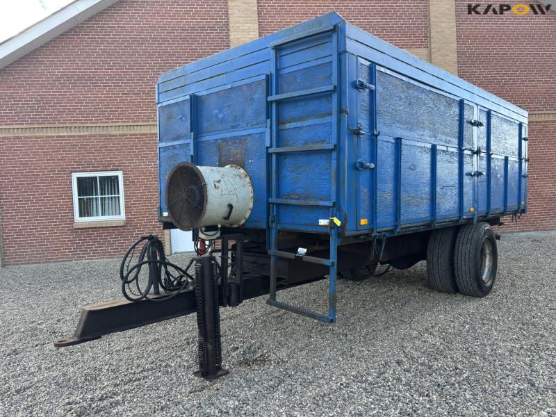 Tipper truck for grain drying 1