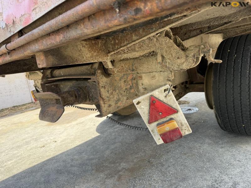 Tipper truck 22