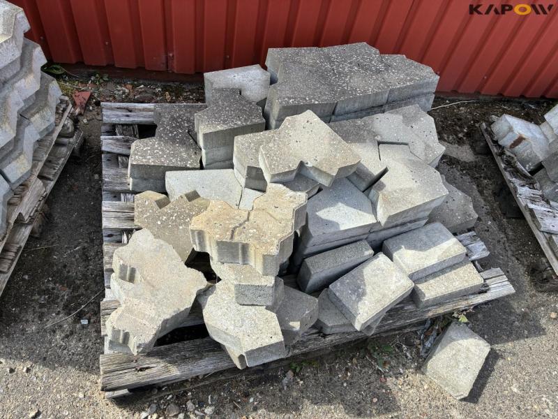Clear the space of stones and tiles 16
