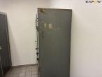 Clear the room - wardrobe, cleaning, clothes and shoes 10