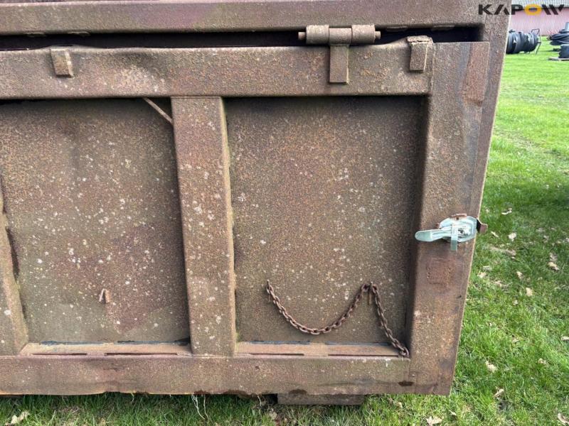 Dry container 20 feet 24