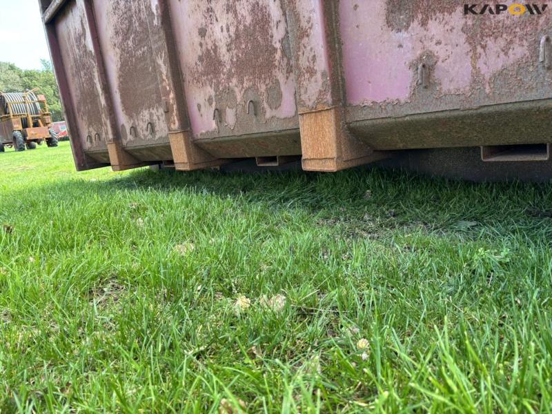 Dry container 20 feet 34