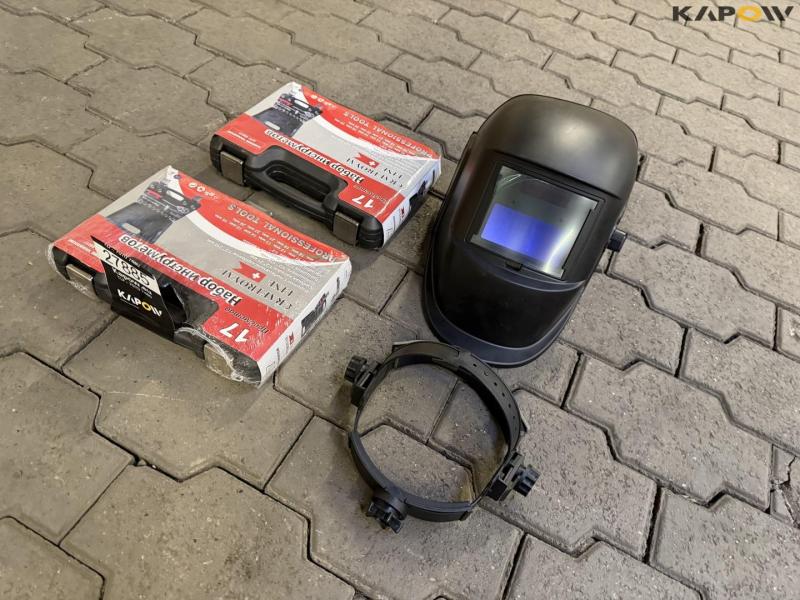 Socket wrench set 2 pcs. and welding helmet 1