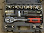 Socket wrench set 2 pcs. and welding helmet 7