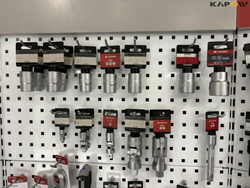 Sockets for socket wrenches. 9