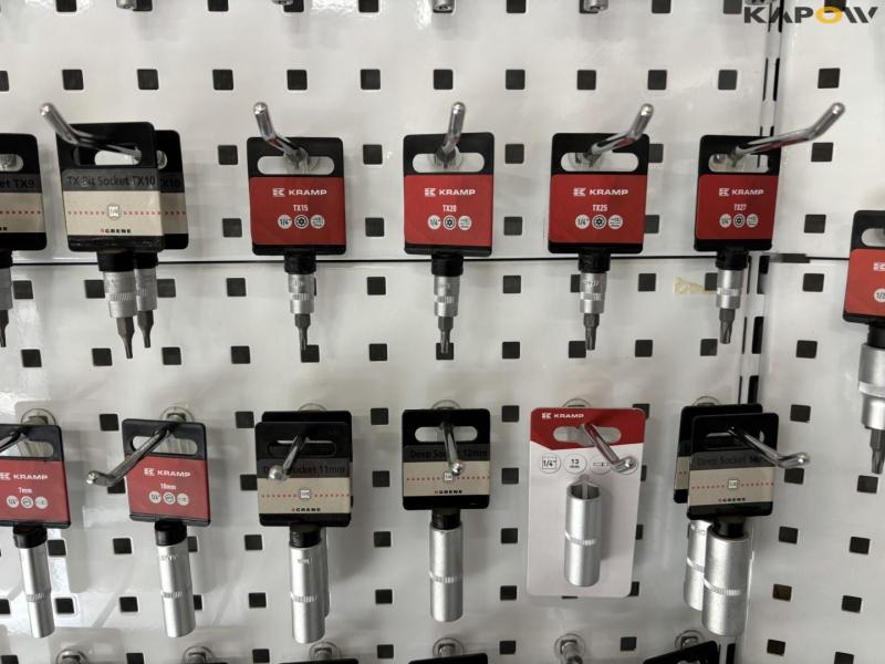 Sockets for socket wrenches. 25