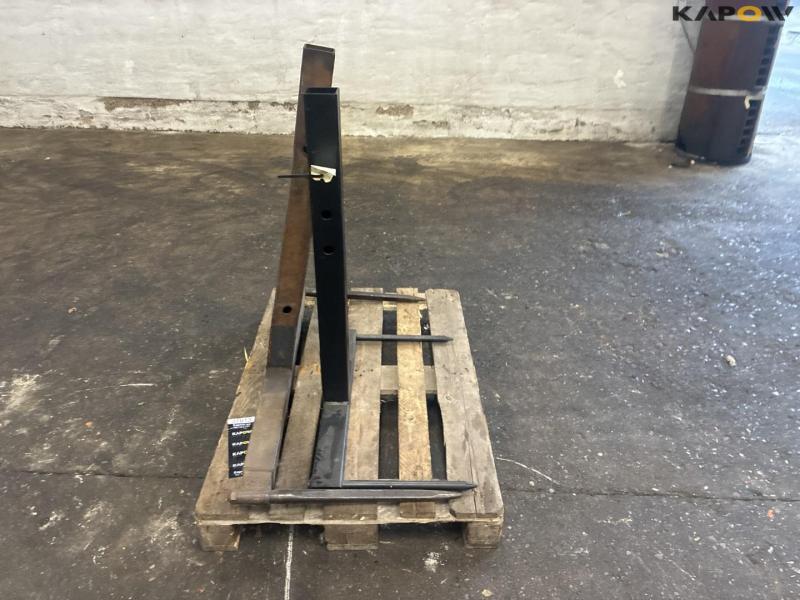 Top piece for straw spear 2