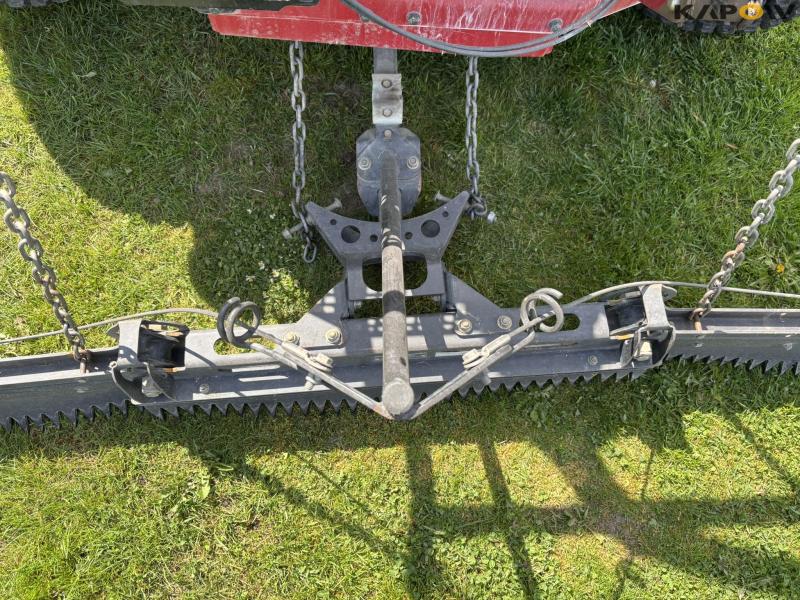 Toro Sand Pro 2040Z bunker rake 19