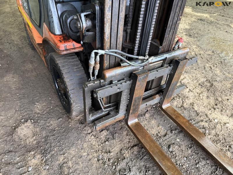 Toyota 42-7FGF25 forklift 11