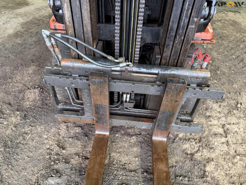 Toyota 42-7FGF25 forklift 12