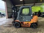 Toyota 42-7FGF25 forklift 8