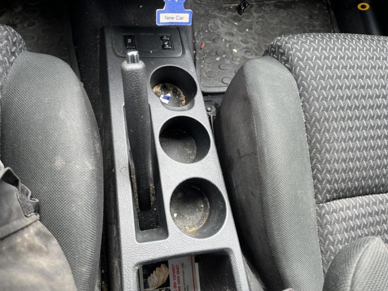 Toyota corolla verso van 27