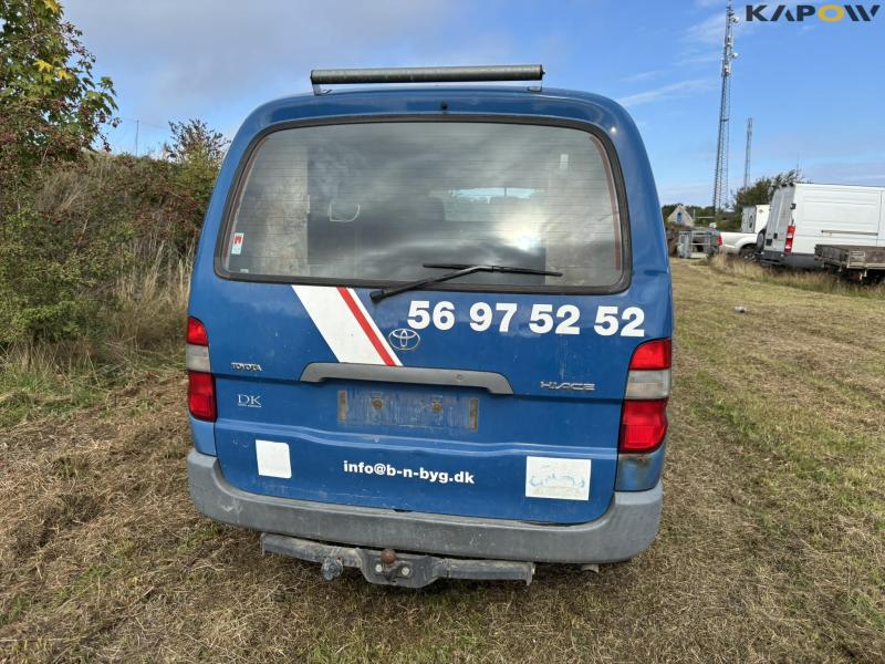 Toyota HIACE 2.5 panel van 6