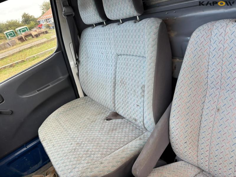 Toyota HIACE 2.5 panel van 57