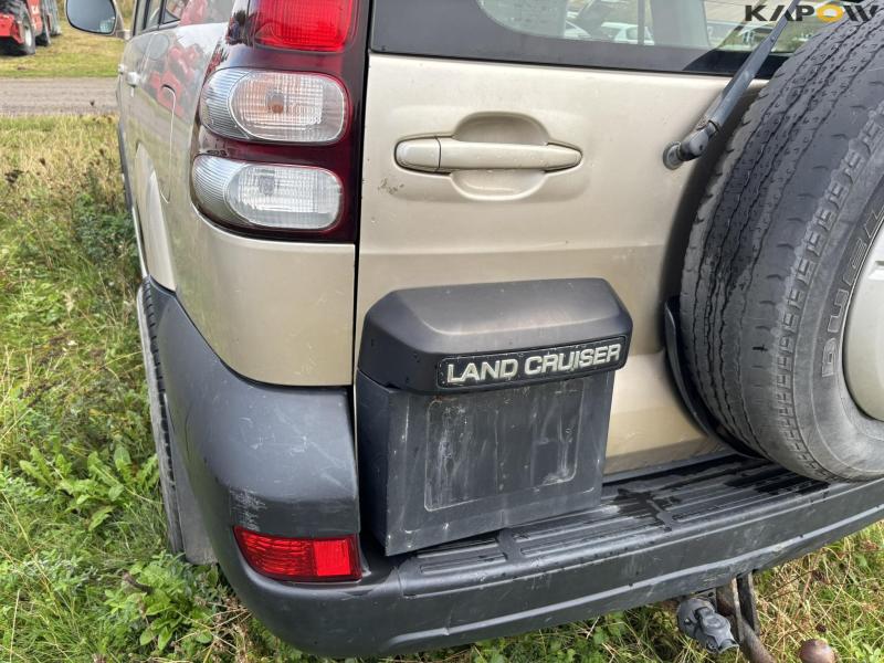 Toyota Land Cruiser 3.0 D-4D van 31