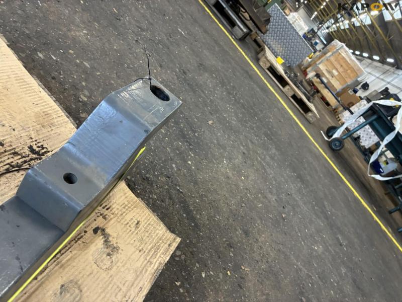 Drawbar / Hitch hook for S 4 series 8