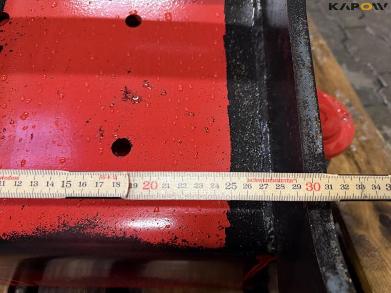 Wood chipper with Hydrema hitch 15