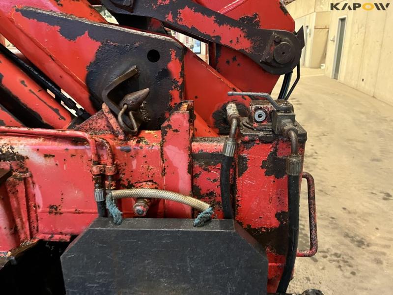 Trailer with crane 20