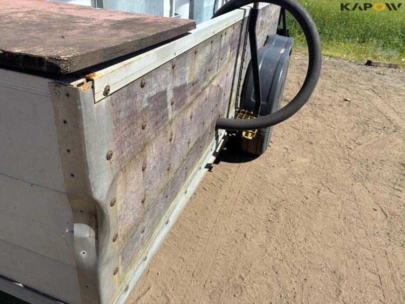 Trailer with water tanks and chemical room 14