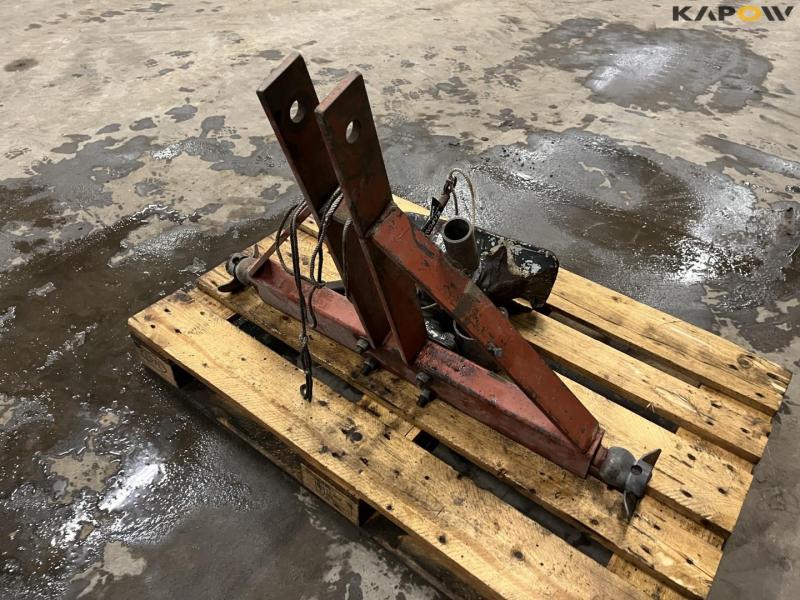 Tractor hitch for three-point hitch 5