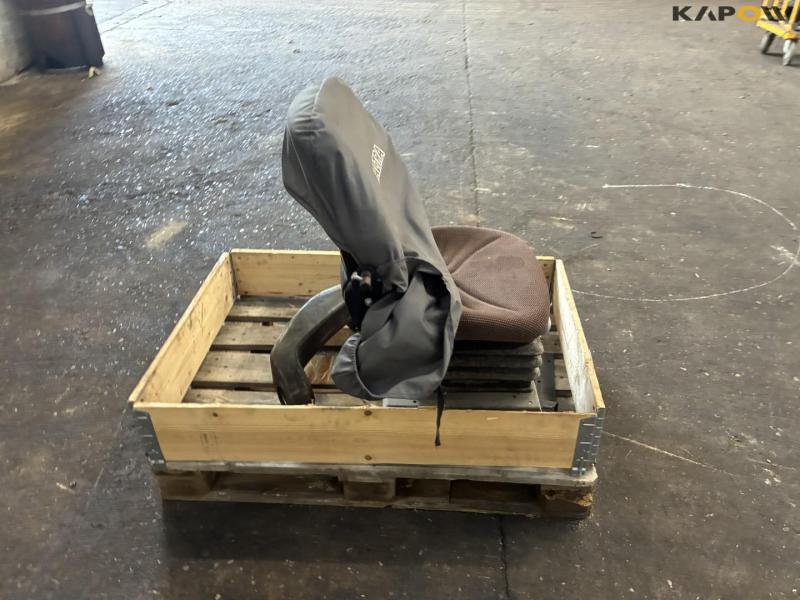 Tractor seat and cast iron frame 4