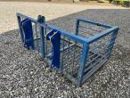 Transport box for skid steer loader with Terex hitch 5