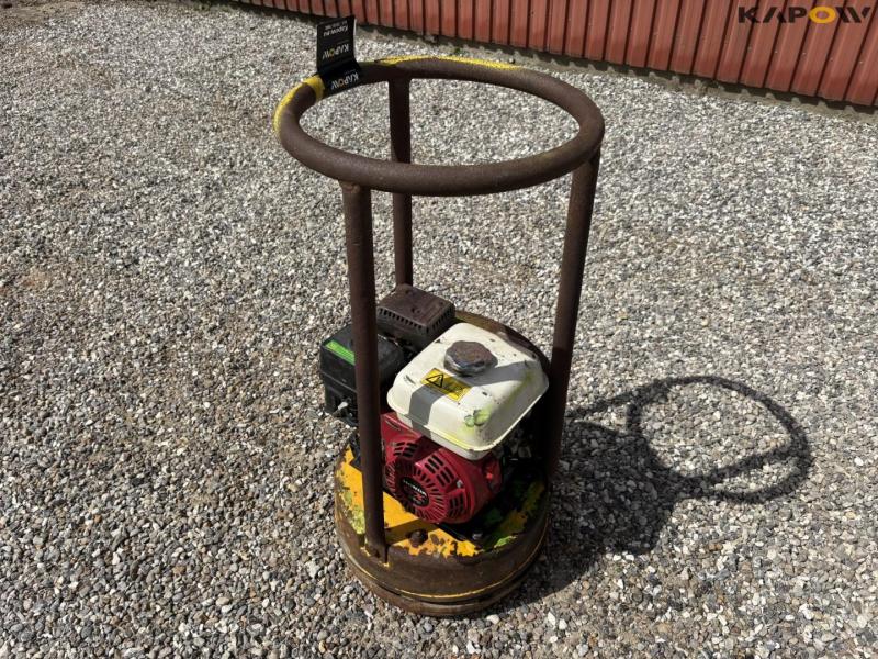 Tremix KMR plate vibrator 1