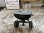 Trolla salt spreader 2