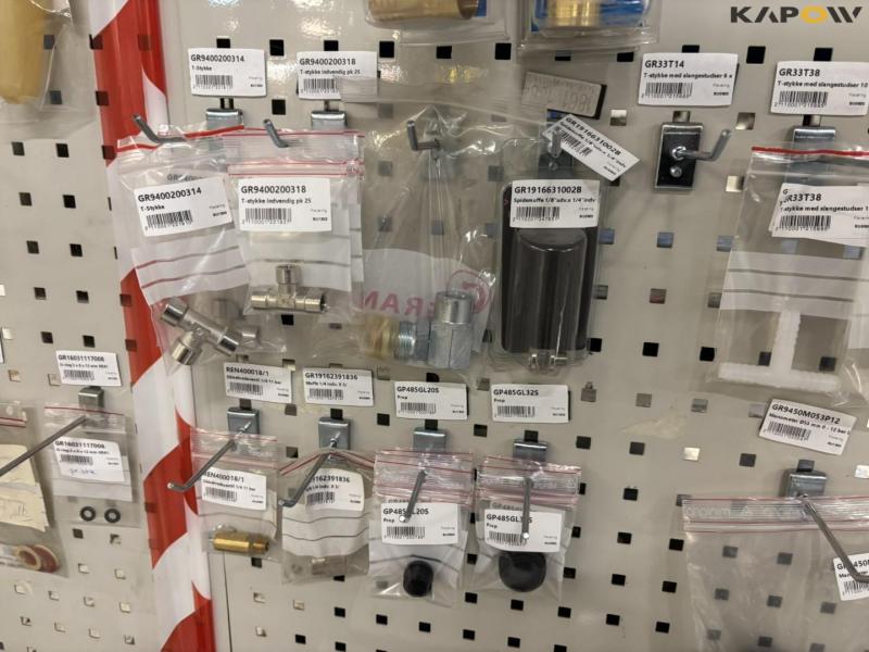Compressed air fittings and equipment 8