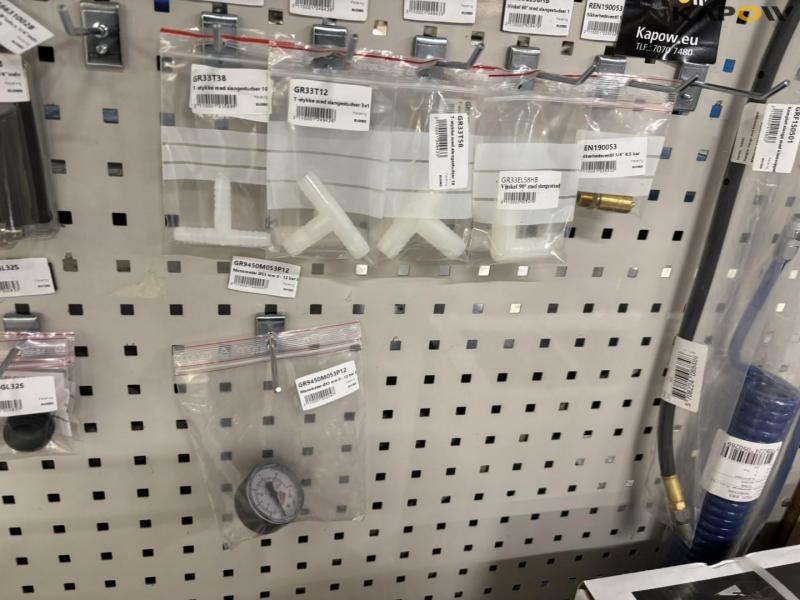 Compressed air fittings and equipment 9