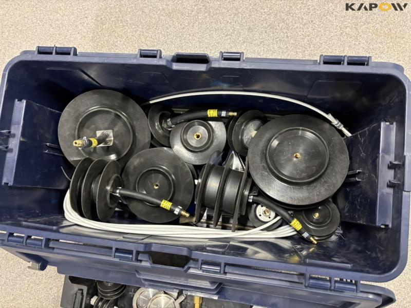 Compressed air pipe plugs 3