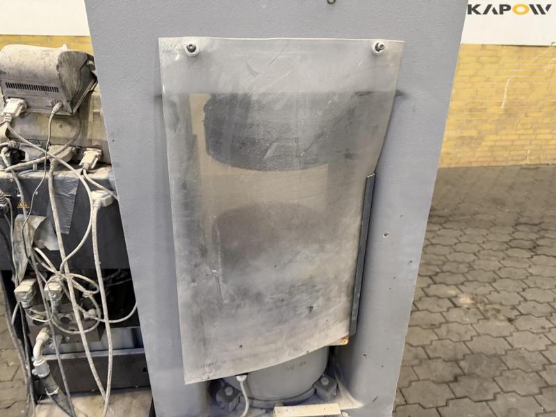 Pressure tester for concrete cubes 18