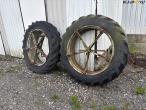 Twin wheels 13.6/12-38 3