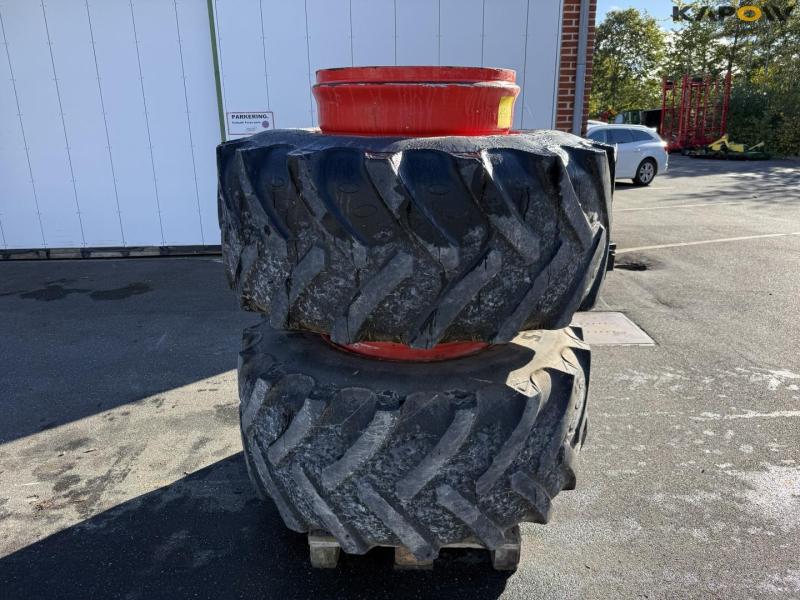Twin wheels 600/70-R30 2