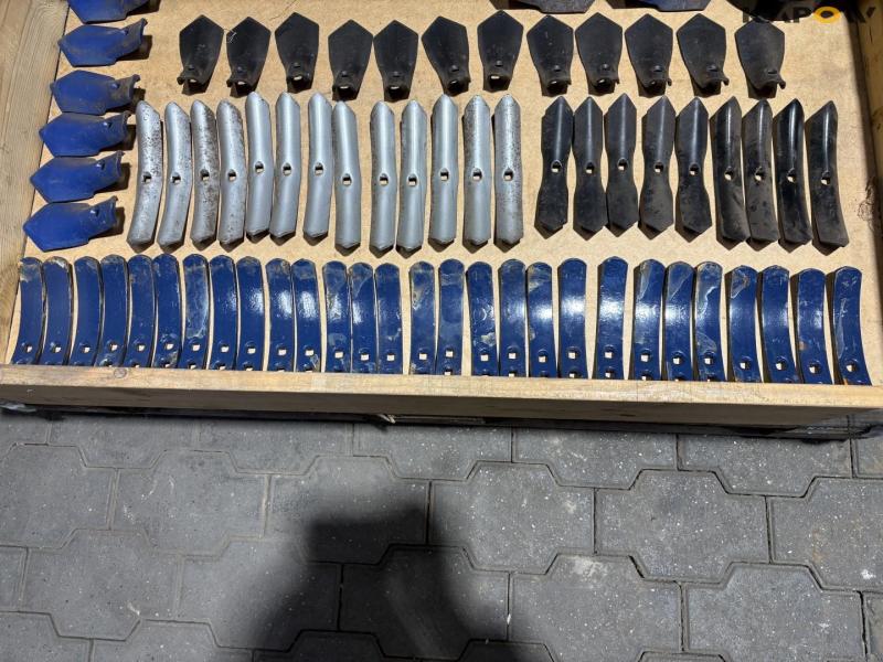 Unused tips for harrow tines 10