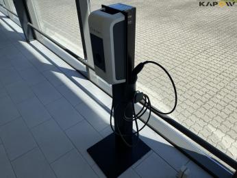 Exhibition/Demo of Clever charging stand